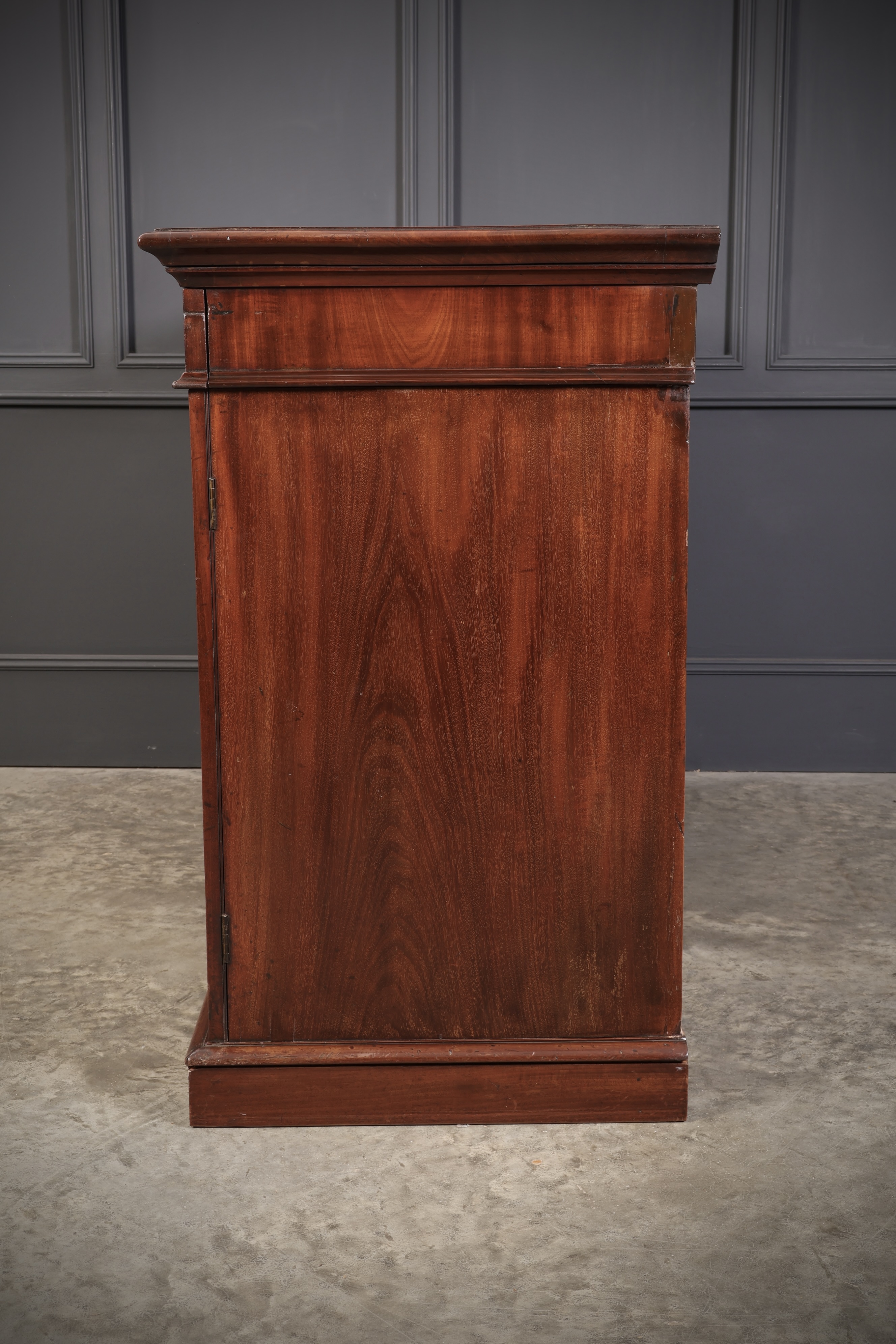 Victorian Mahogany 4 Door Sideboard - Image 11
